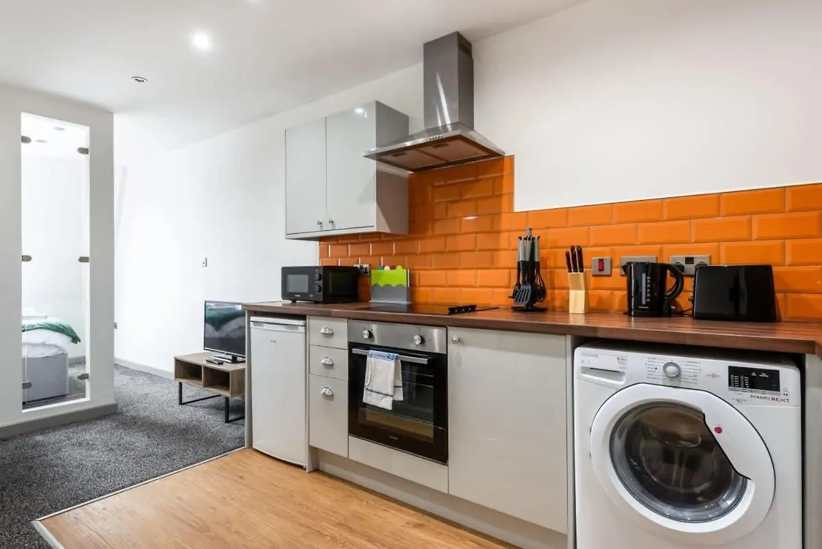 Modern Budget 1 Bed Flat In Central Halifax 0*,  Egyesült Királyság