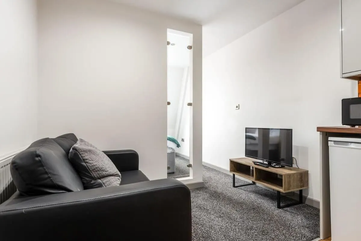 Modern Budget 1 Bed Flat In Central Halifax Apartman